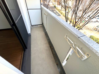 【バルコニー】