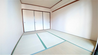 ６帖大の広々和室