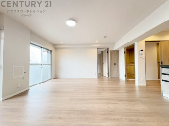 開放的なリビングルーム