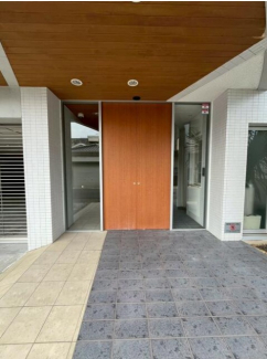 エントランスです