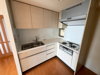 キッチンでお料理をお楽しみください