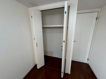 たっぷりとした収納スペースです