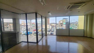 彦根市長曽根南町の店舗一部の画像