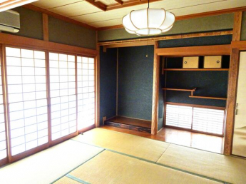 松山市小川の一戸建ての画像