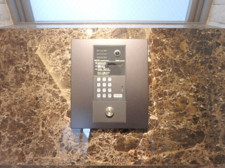 オートロック完備