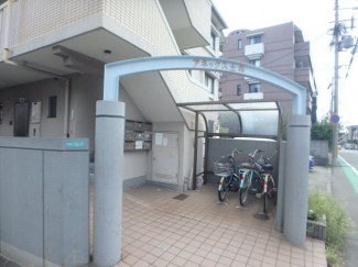 エントランスです