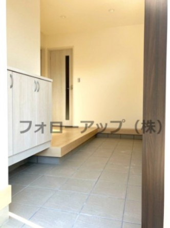 落ち着いた玄関です