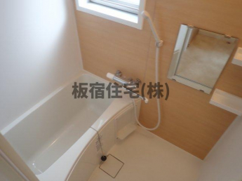 高田屋久菱ビルの画像