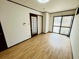 【居間・リビング】