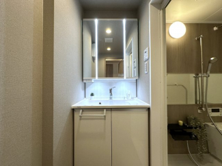 【独立洗面台】