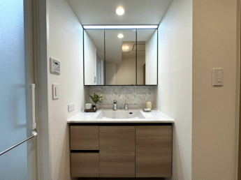 【独立洗面台】