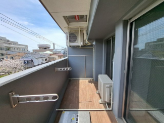 【バルコニー】