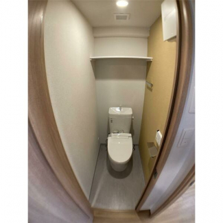 コンパクトで使いやすいトイレです