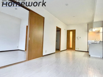 【居間・リビング】