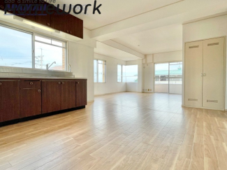 【居間・リビング】