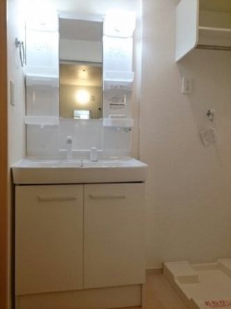 【洗面所】