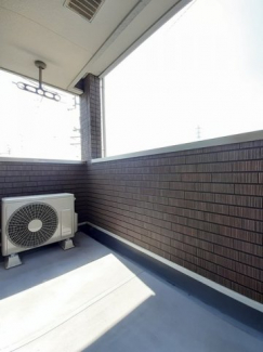 【バルコニー】