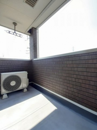 【バルコニー】