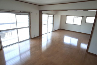 【居間・リビング】