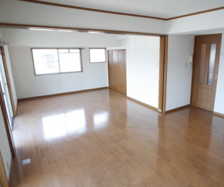 【居間・リビング】