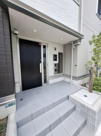 【エントランス】