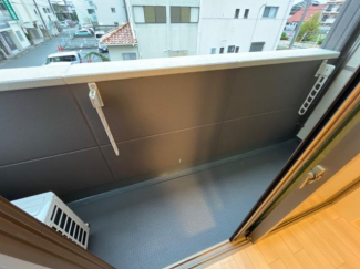 【バルコニー】