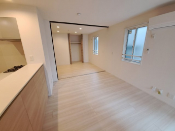 【居間・リビング】