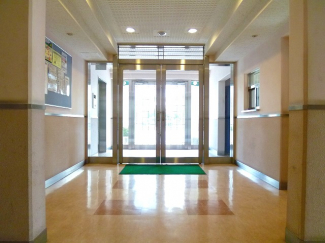 【エントランス】