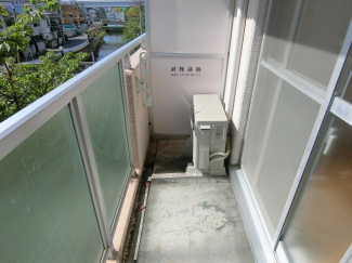 【バルコニー】