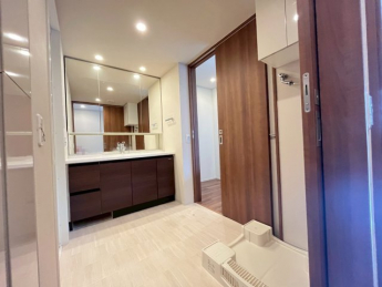 【独立洗面台】