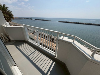 陽当たり良好なバルコニーです