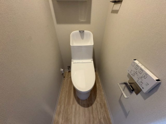 清潔感のあるトイレです