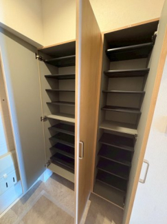 こまごまとしたものを収納できそうですね