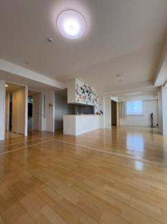 27帖のリビングです