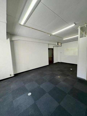 トーアロードビルの画像