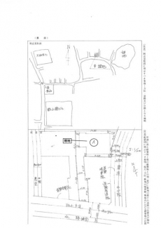 現地の道路図面　東側道路は農道含む４㍍あり日当たり良好です。