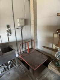 松山市来住町の住付店舗の画像