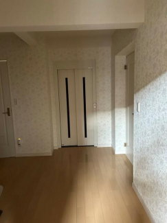 松山市小坂４丁目の中古一戸建ての画像