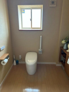 松山市小坂４丁目の中古一戸建ての画像