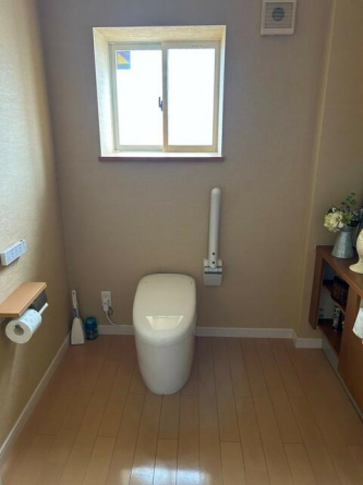 松山市小坂４丁目の中古一戸建ての画像