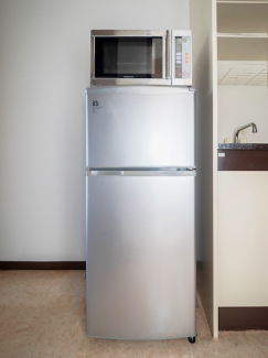 冷蔵庫、電子レンジ