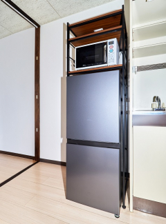 ２ドア冷蔵庫、電子レンジ