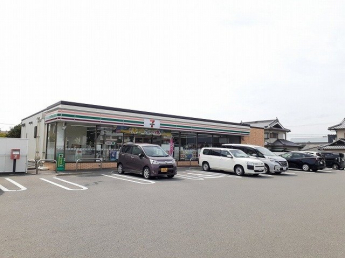 セブンイレブン松山井門町店様まで700m