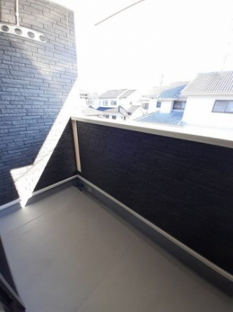 【バルコニー】