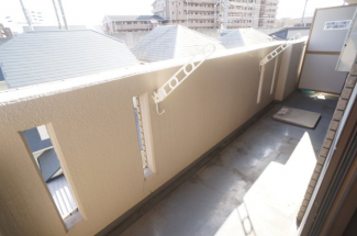 【バルコニー】