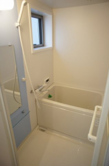 左右反転タイプです