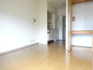 【居間・リビング】