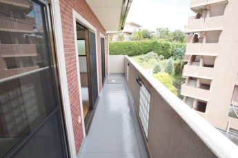 【バルコニー】