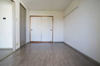 参考、同建物・同間取りの号室