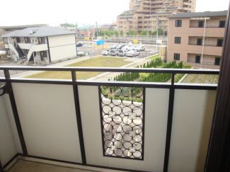 【バルコニー】